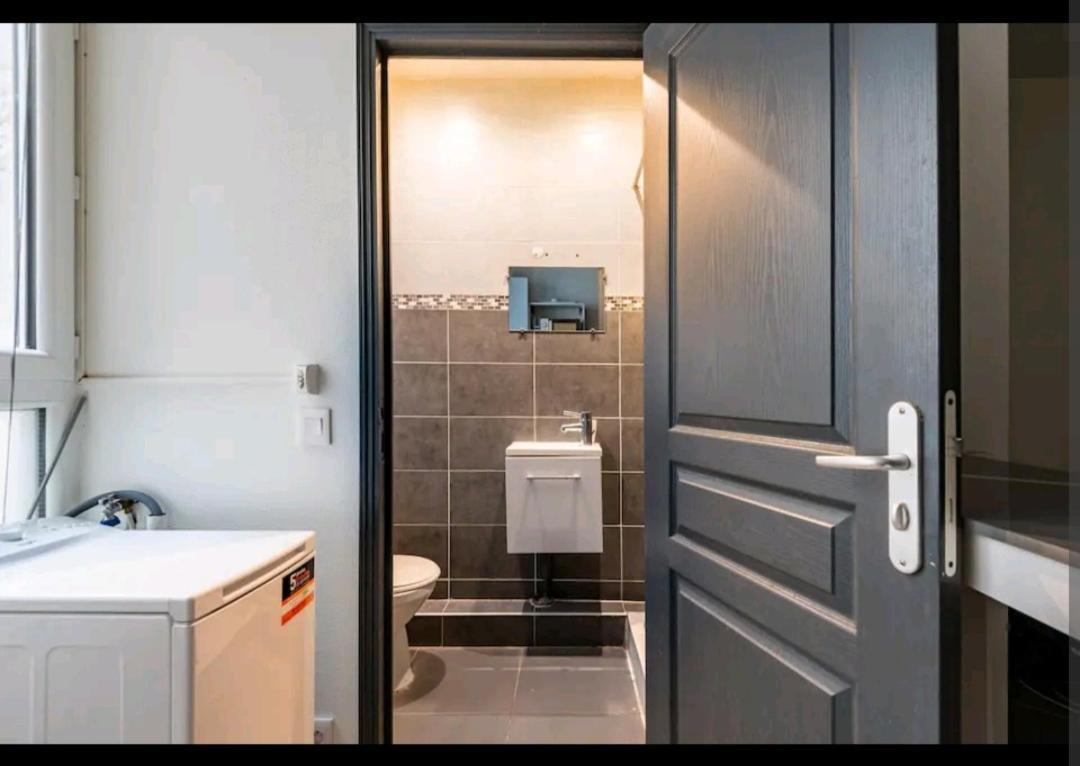 Appartamento Studio Montélimar cosy, calme, NETFLIX +WIFI Esterno foto