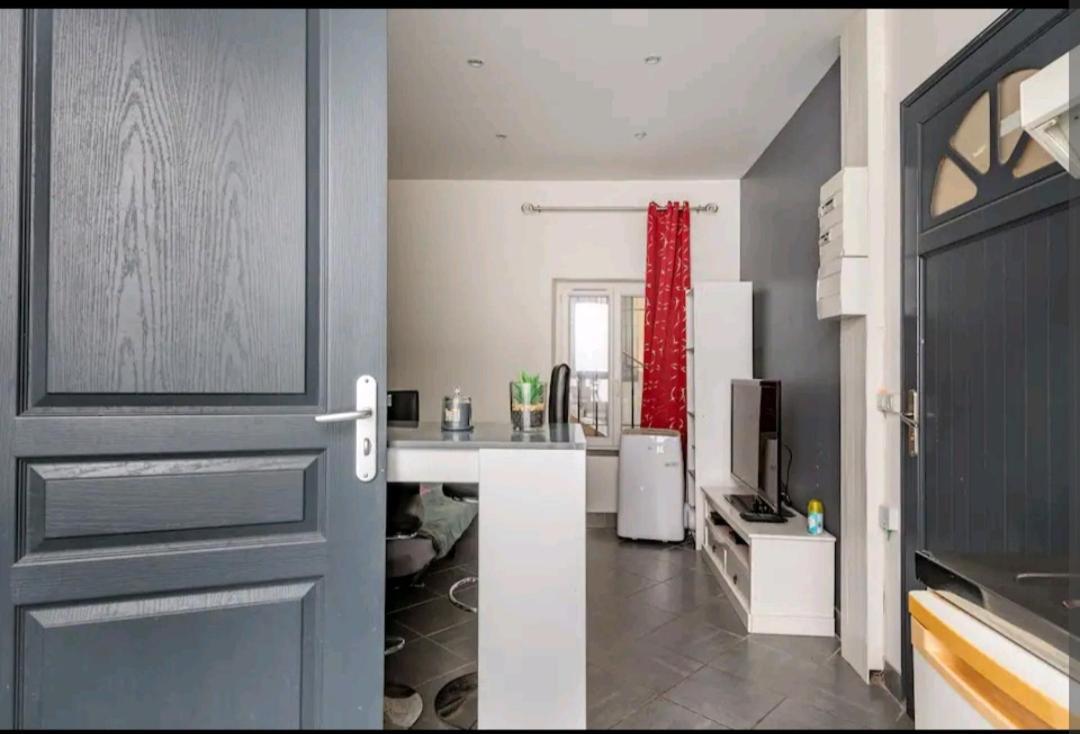 Appartamento Studio Montélimar cosy, calme, NETFLIX +WIFI Esterno foto