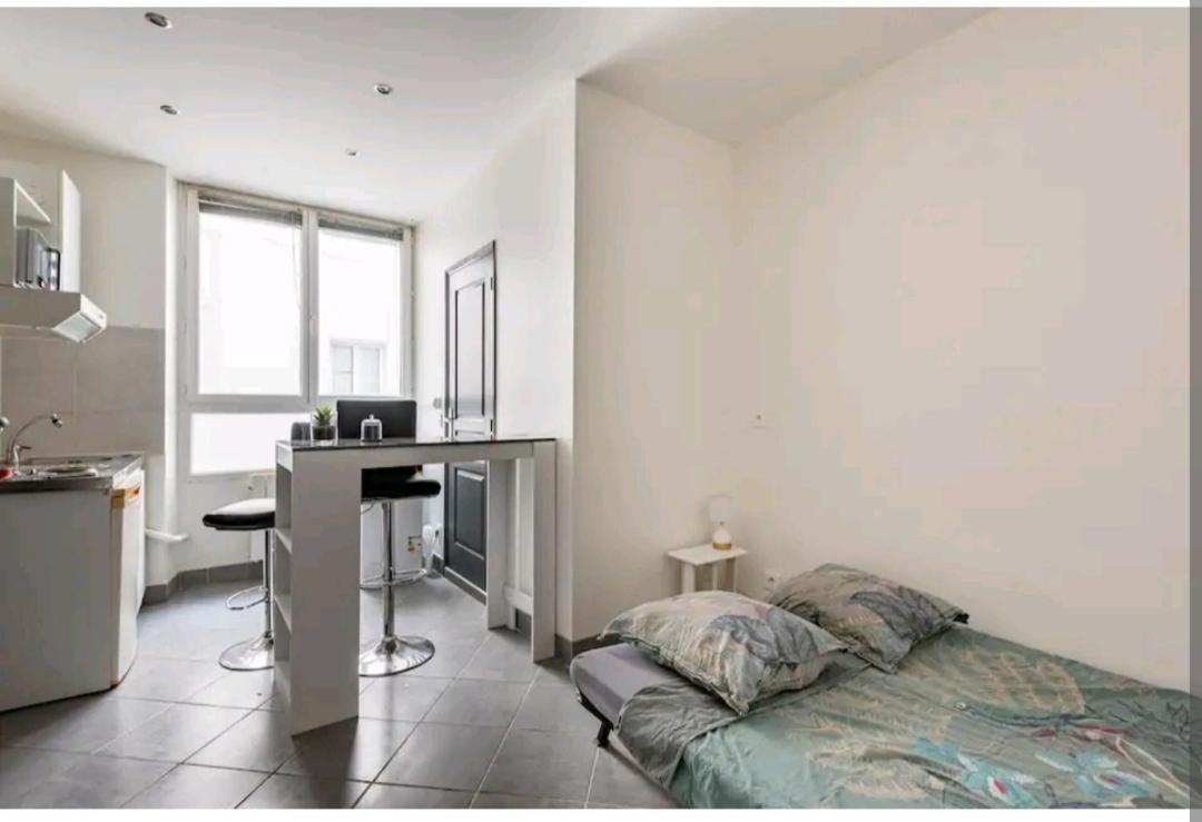 Appartamento Studio Montélimar cosy, calme, NETFLIX +WIFI Esterno foto